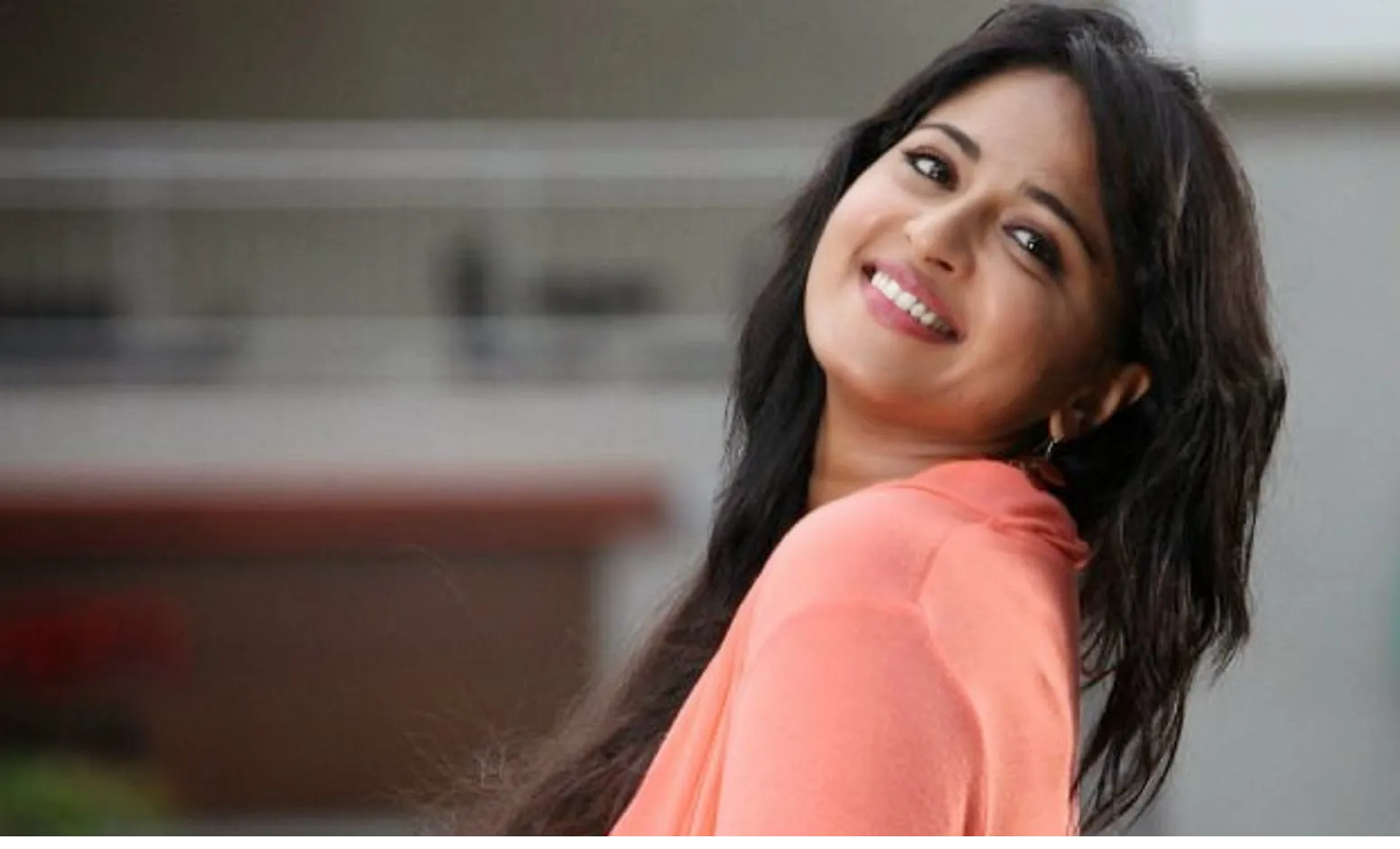 anushka shetty beautiful wallpapers 4